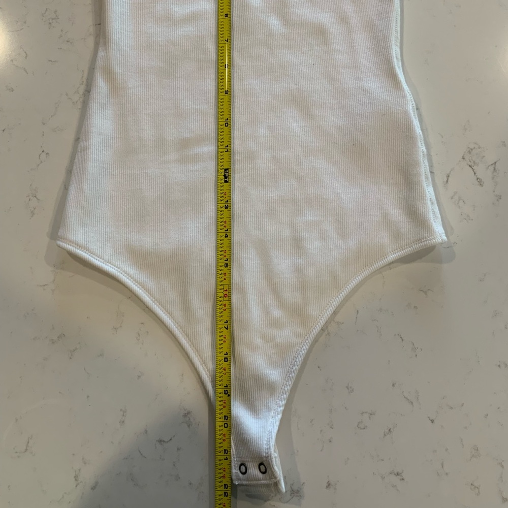 NWOT A&F Ribbed Tank Bodysuit, Size M - Picture 8 of 8